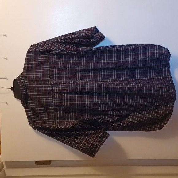 KNIGHTS OF THE ROUND TABLE, MENS SHORT SLEEVE BUTTON UP SHIRT, SIZE LARG… - Picture 4 of 5